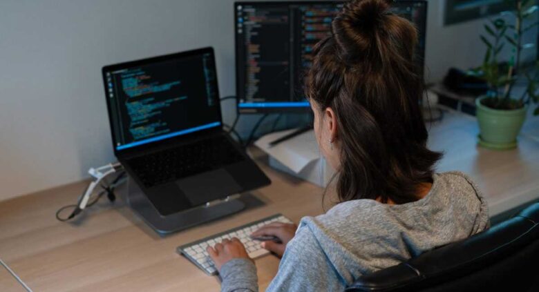 มาตรฐานการรักษาความมั่นคงปลอดภัยของการประชุมผ่านสื่ออิเล็กทรอนิกส์